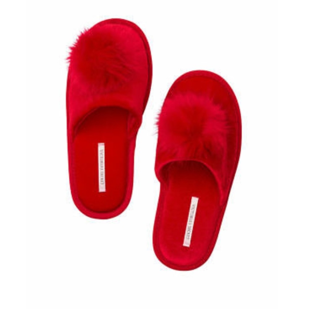BRAND NEW! Victoria’s Secret slippers!